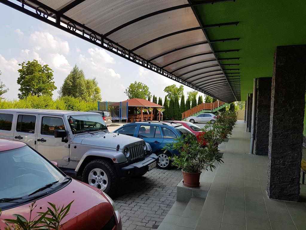 Apartman Taktik Veľký Meder Dış mekan fotoğraf