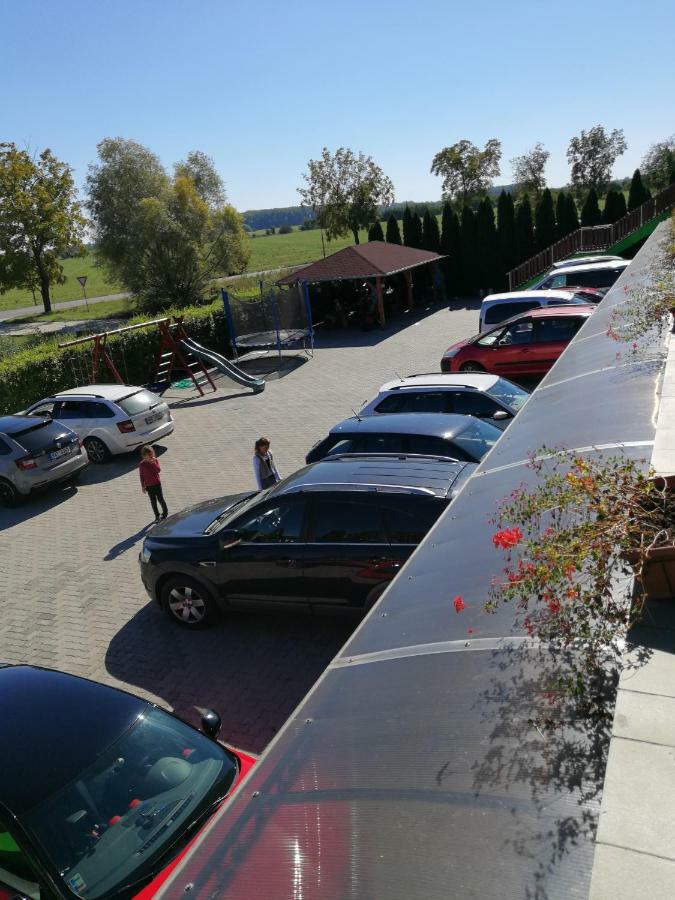 Apartman Taktik Veľký Meder Dış mekan fotoğraf